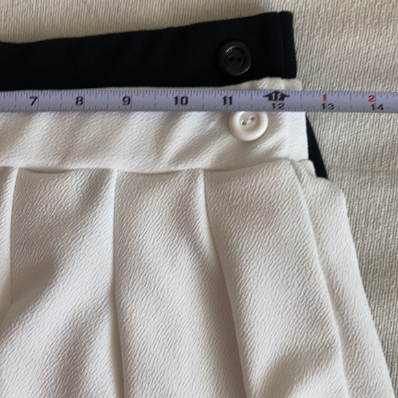 PRETTYLITTLETHING 2 skirt bundle size 6 - Picture 4 of 10